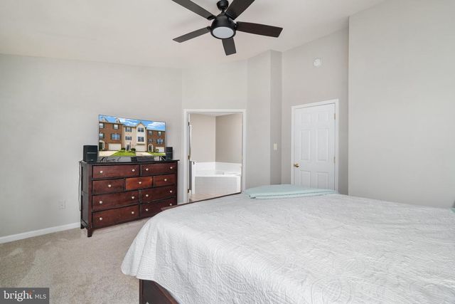 545 SPARKLEBERRY TER NE, Leesburg, VA 20176