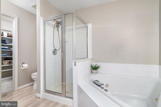 545 SPARKLEBERRY TER NE, Leesburg, VA 20176
