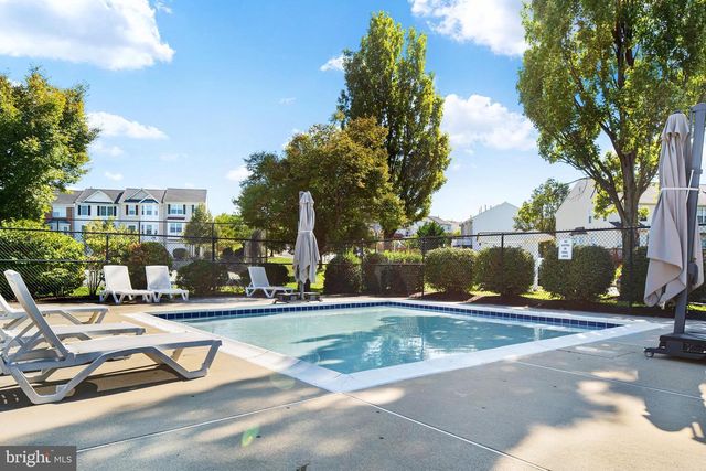 545 SPARKLEBERRY TER NE, Leesburg, VA 20176