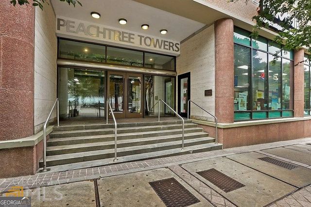 300 Peachtree Street NE APT 4C, Atlanta, GA 30308