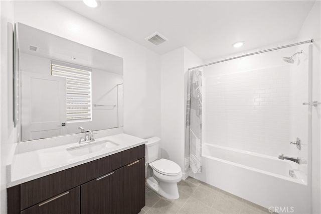 10301 Triple Crown Lane, Cypress, CA 90720