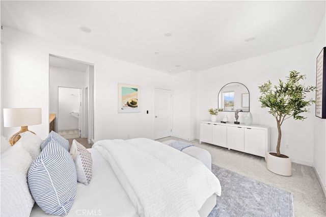 10301 Triple Crown Lane, Cypress, CA 90720