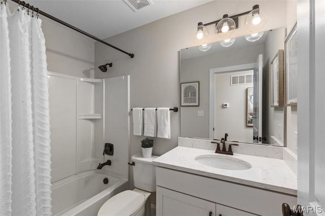 2 Hickory at Bluestem Estates, Lake St Louis, MO 63367
