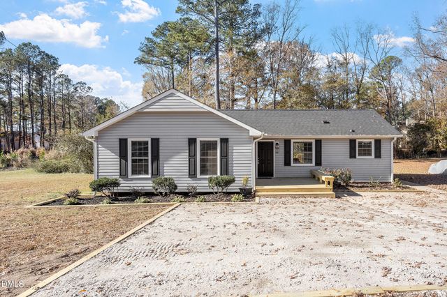 142 W Haywood Street, Wendell, NC 27591
