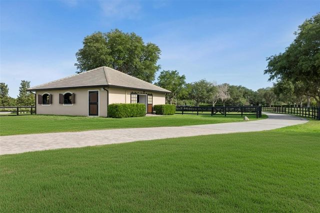 000 LAKE MILLS ROAD, Oviedo, FL 32766