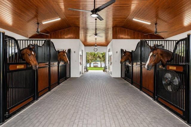 000 LAKE MILLS ROAD, Oviedo, FL 32766