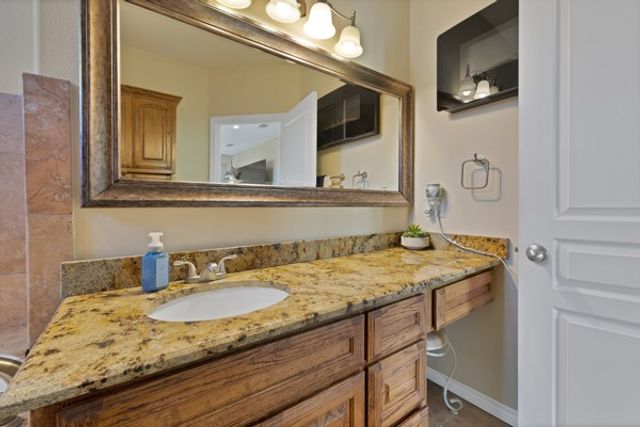348 Hardwicke Lane, Little Elm, TX 75068