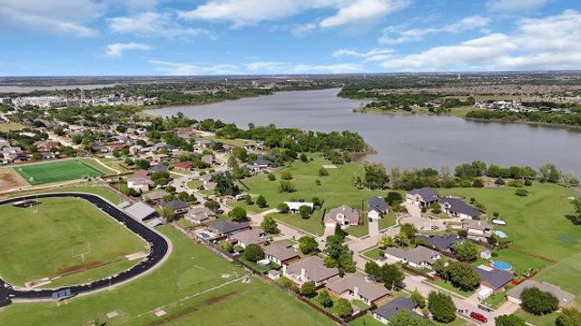 348 Hardwicke Lane, Little Elm, TX 75068