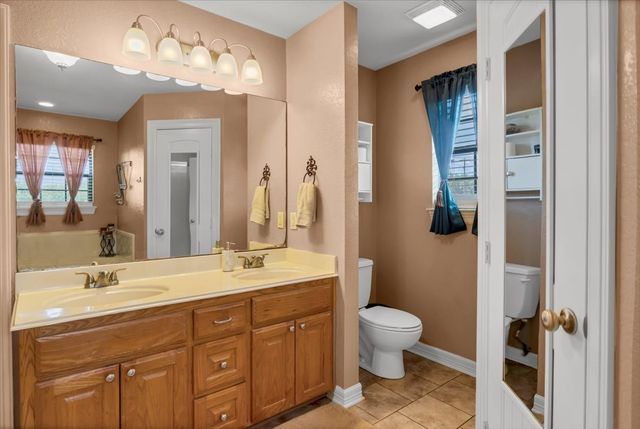 2672 Lansing Switch Road, Longview, TX 75602