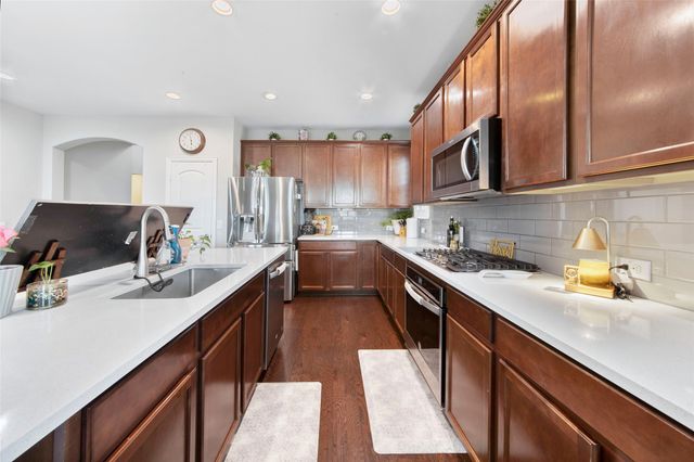 1405 Lake Falls Terrace, Lewisville, TX 75010