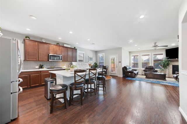 1405 Lake Falls Terrace, Lewisville, TX 75010