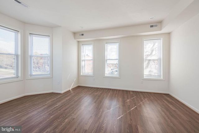 1640 N BROADWAY, Baltimore, MD 21213