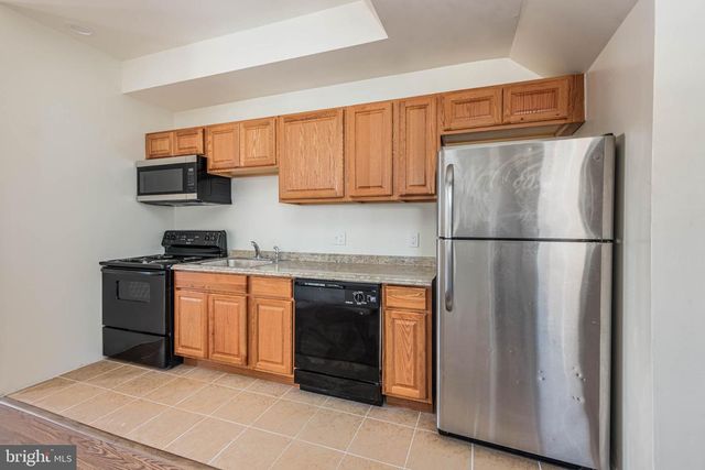 1640 N BROADWAY, Baltimore, MD 21213