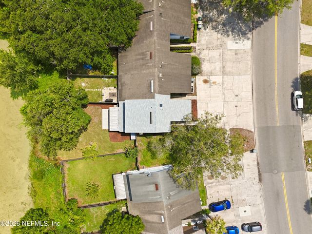 749 CENTURY 21 Drive, Jacksonville, FL 32216