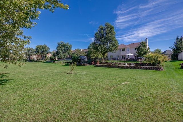 430 Hillandale Drive, Bartlett, IL 60103