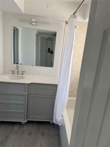 7713 SW 88th Street A315, Miami, FL 33143