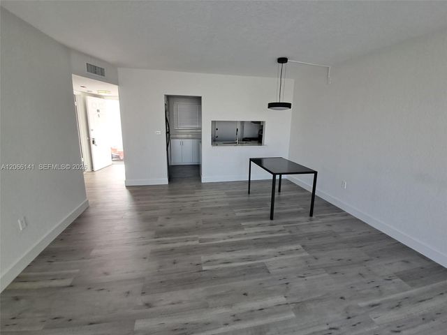 7713 SW 88th Street A315, Miami, FL 33143