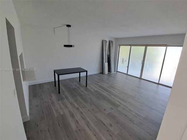 7713 SW 88th Street A315, Miami, FL 33143