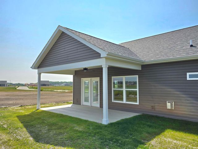 5374 Rio Azul Cove, Fort Wayne, IN 46818