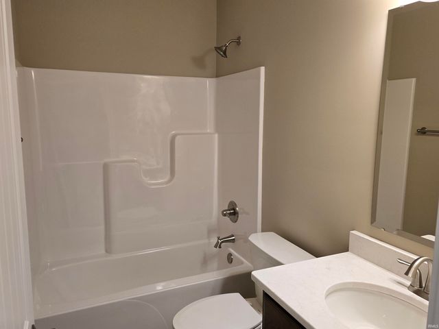 5374 Rio Azul Cove, Fort Wayne, IN 46818