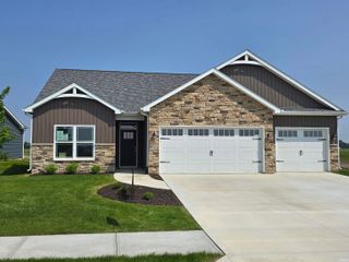5374 Rio Azul Cove, Fort Wayne, IN 46818