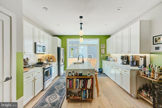 1218 N 27TH ST, Philadelphia, PA 19121