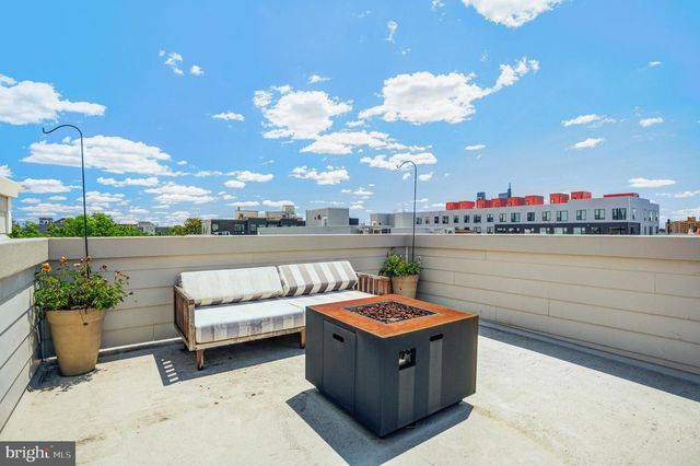 1218 N 27TH ST, Philadelphia, PA 19121