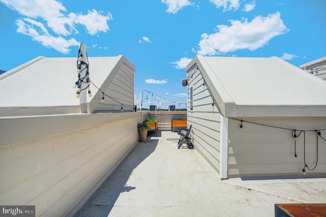 1218 N 27TH ST, Philadelphia, PA 19121