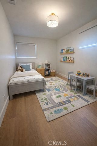 20156 Arminta Street, Winnetka (los Angeles), CA 91306