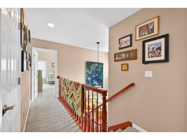 1279 Sw RUSS Ln, Mc Minnville, OR 97128