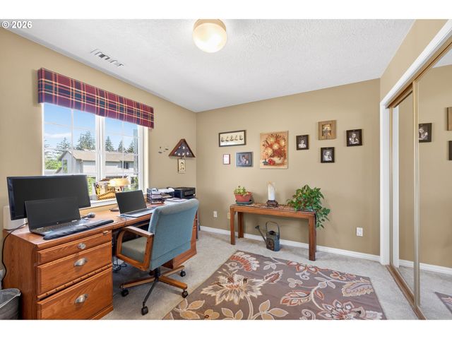 1279 Sw RUSS Ln, Mc Minnville, OR 97128