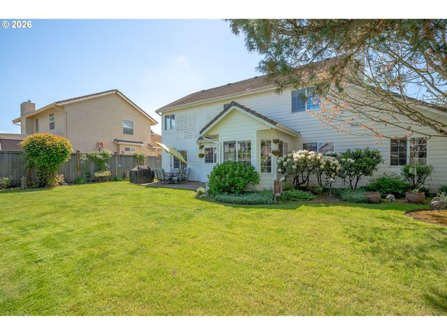1279 Sw RUSS Ln, Mc Minnville, OR 97128
