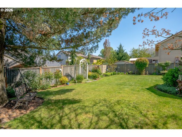 1279 Sw RUSS Ln, Mc Minnville, OR 97128