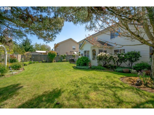1279 Sw RUSS Ln, Mc Minnville, OR 97128
