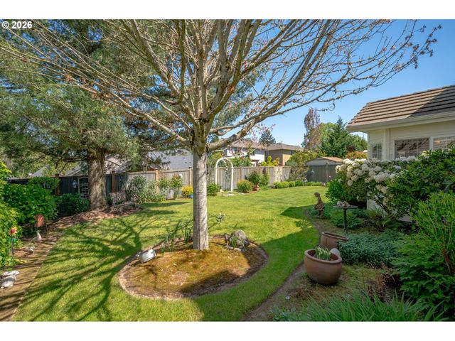 1279 Sw RUSS Ln, Mc Minnville, OR 97128