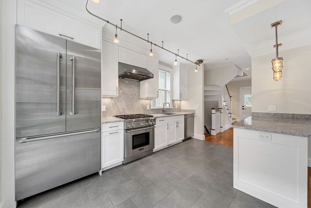 2 Kenway St, Cambridge, MA 02138