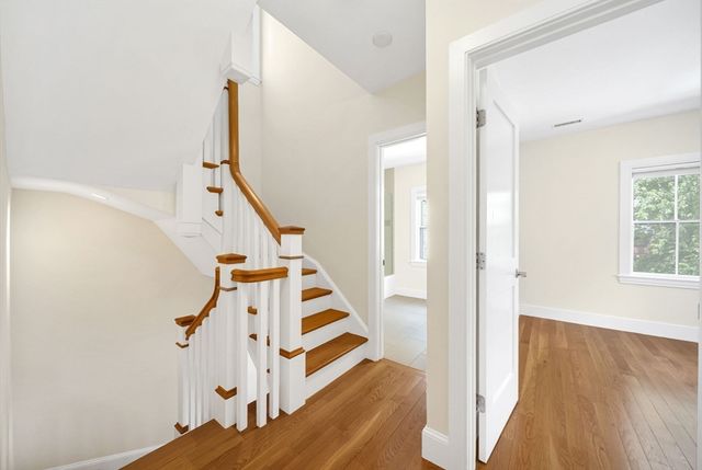 2 Kenway St, Cambridge, MA 02138