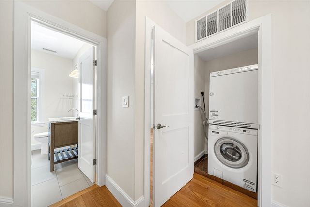 2 Kenway St, Cambridge, MA 02138