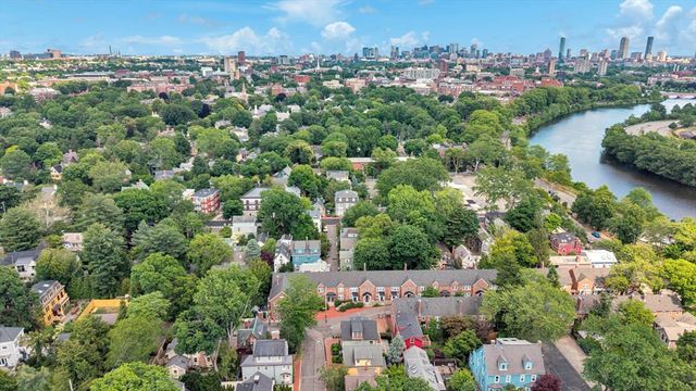 2 Kenway St, Cambridge, MA 02138