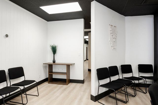 237 SE G Street, Grants Pass, OR 97526