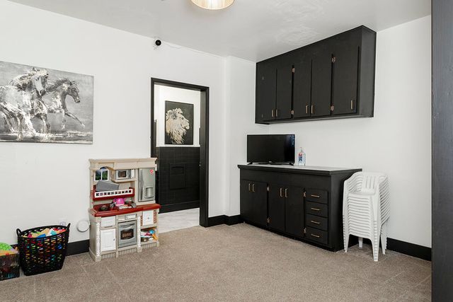 237 SE G Street, Grants Pass, OR 97526