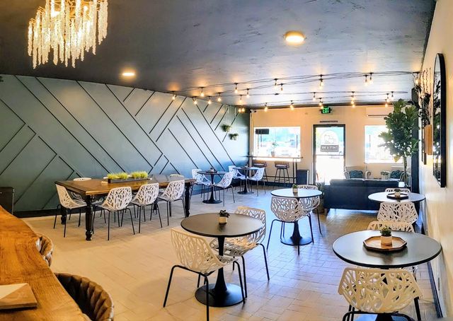 237 SE G Street, Grants Pass, OR 97526