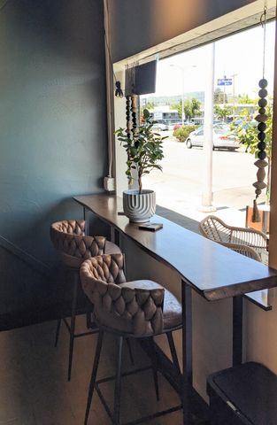 237 SE G Street, Grants Pass, OR 97526