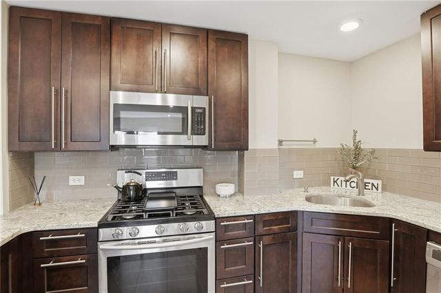 2285 Peachtree Road NE 709, Atlanta, GA 30309