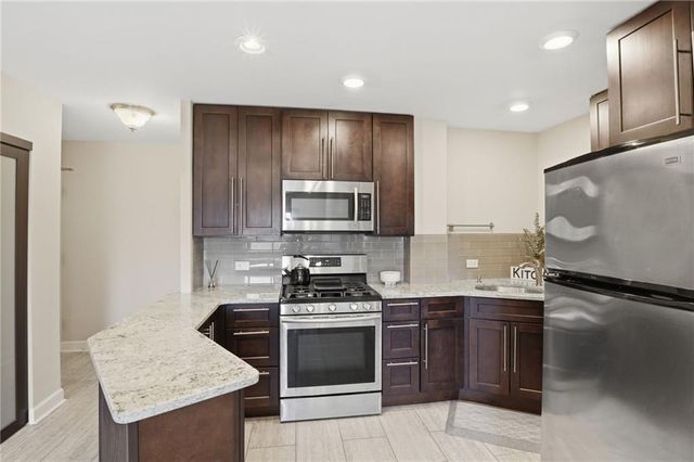 2285 Peachtree Road NE 709, Atlanta, GA 30309