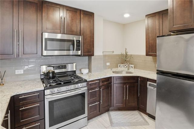 2285 Peachtree Road NE 709, Atlanta, GA 30309
