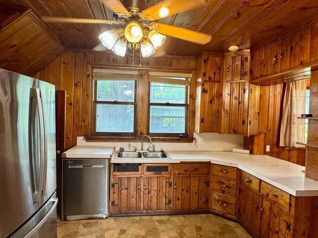 208 N 7th Street, Olivia, MN 56277