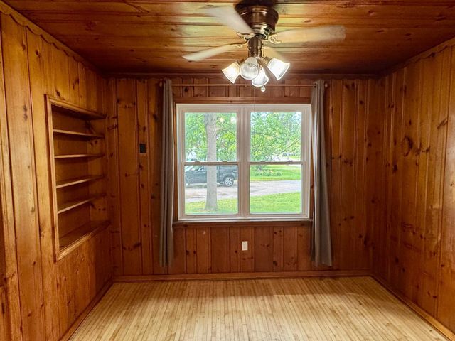 208 N 7th Street, Olivia, MN 56277