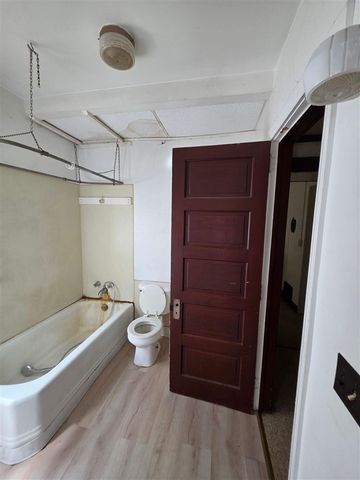 98 E Van Buren Street, Battle Creek, MI 49017