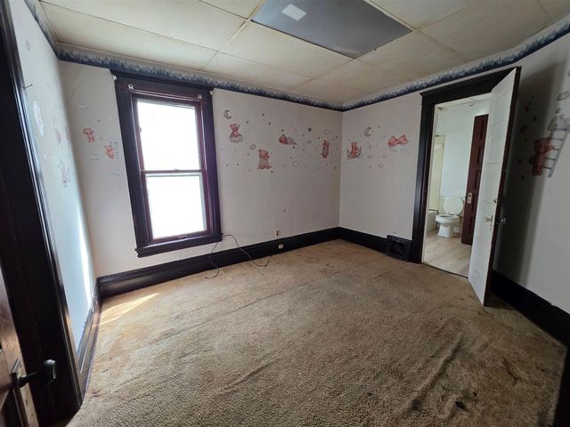 98 E Van Buren Street, Battle Creek, MI 49017